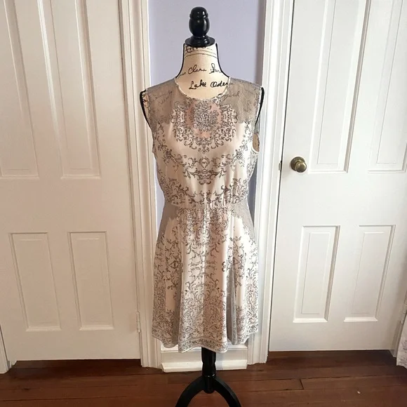 BCBGMaxAzria | Dresses | Bcbg Maxazria Floral Lace Dress | Poshmark